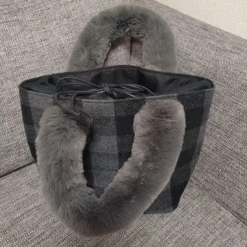 퍼 백 그레이 체크 잇츠데모