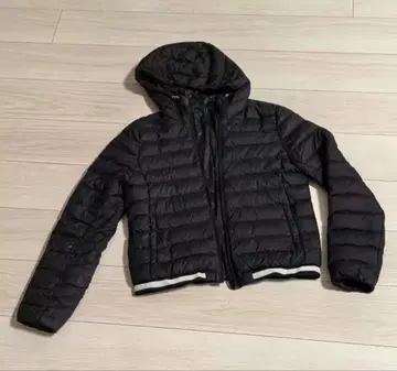 LACOSTE 블랙 다운 자켓