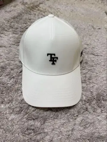 TFW49 화이트 캡 미사용 택 포함