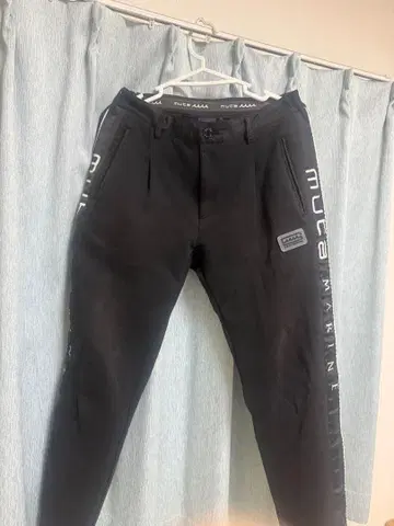 MUTA MARINE 블랙 팬츠
