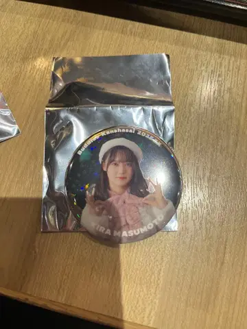 사쿠라자카46 Buddies 감사제 EX 산타 캔뱃지 레어 마스모토 키라