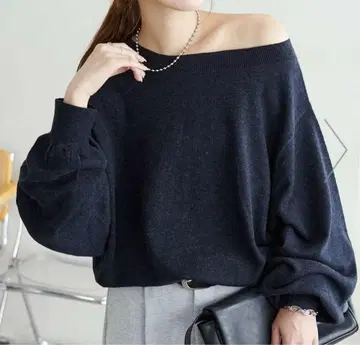 DISCOAT 슈퍼 파인 울 원숄더 풀오버 차콜