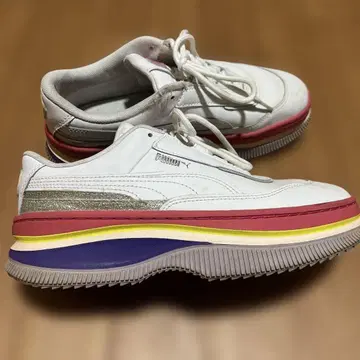 Puma 통굽 스니커즈 화이트/멀티 컬러