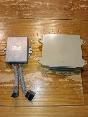 쿠보타 콤바인 SR18, SR20 등 컴퓨터 컨트롤 유닛 중고