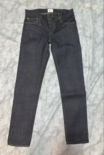 JAPAN BLUE JEANS 다크 블루 스트레이트 청바지