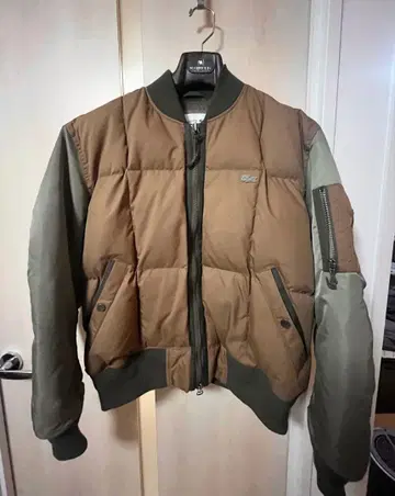 라코스테 Lacoste 짧은 기장 봄버 자켓 플라이트 자켓 MA-1