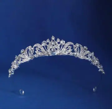 크리스탈 장식 티아라 웨딩