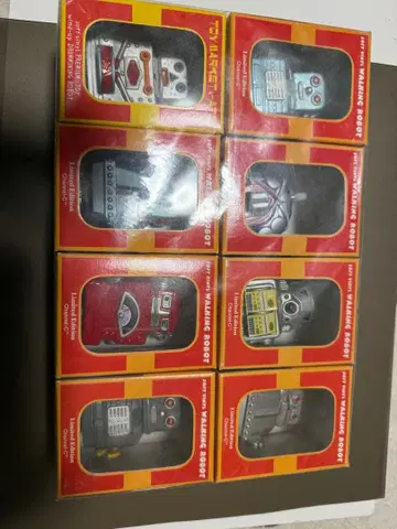 소프트 비닐 워킹 로봇 8체 세트