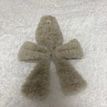 Casselini 베이지 리본 디자인 머플러