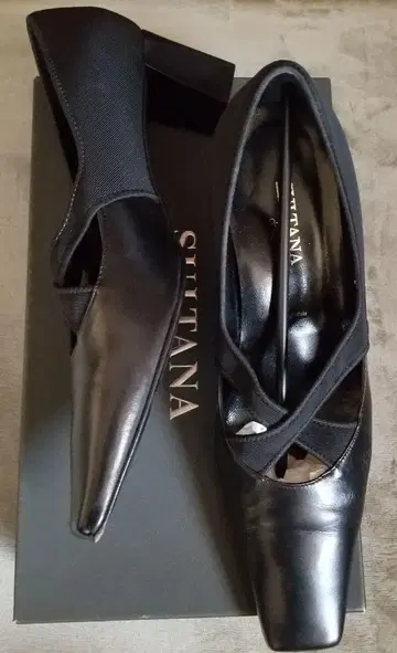 천연 가죽과 패브릭 믹스 이탈리아제 하이힐 SULTANA 38