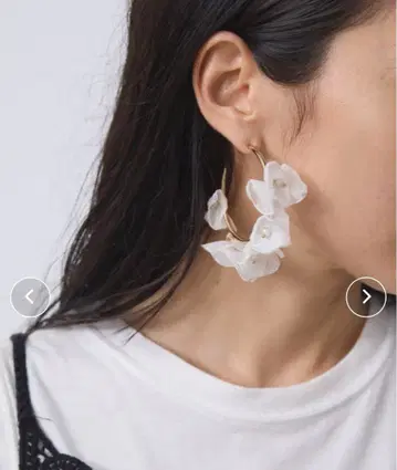 Libra cue 후프 귀걸이