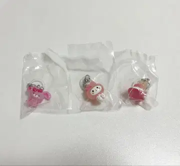 산리오 캐릭터즈 윳토메지루시 액세서리 가챠 마론 크림