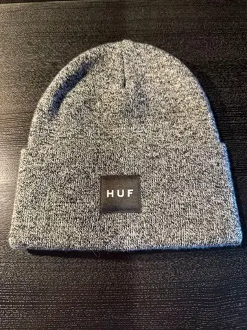 HUF 그레이 니트 모자