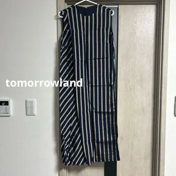 tomorrowland 스트라이프 슬리브리스 롱 원피스 네이비