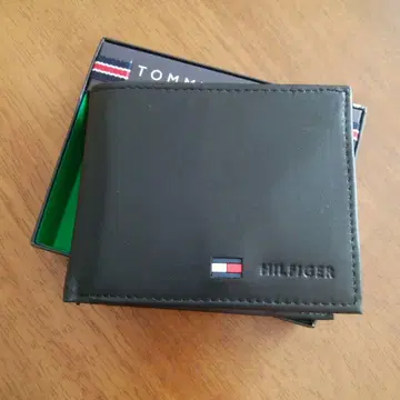 타미힐피거 접이식 지갑