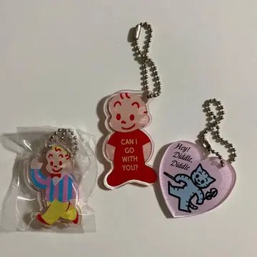 OSAMU GOODS 아크릴 키링 3종 세트