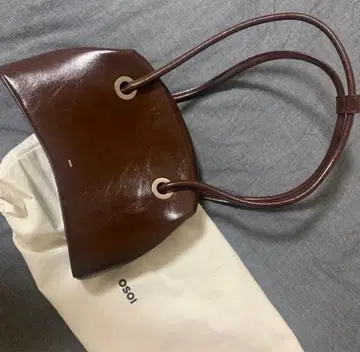 OSOI circle brot 오소이 백 브라운