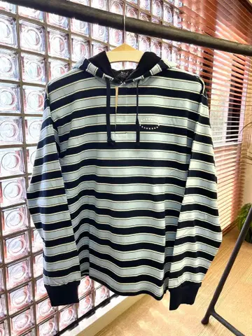 보더 후드티 라이트 블루