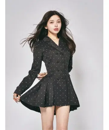 다리치 블랙 도트 무늬 테일러드 미니 원피스
