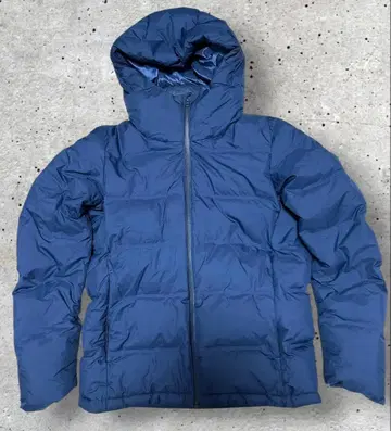 UNIQLO 사이즈 S 심리스 다운 파카 블루 네이비 계열