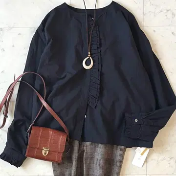 25AW 완판템*카구레 코튼 실크 프릴 블라우스 블랙 긴팔 일본제