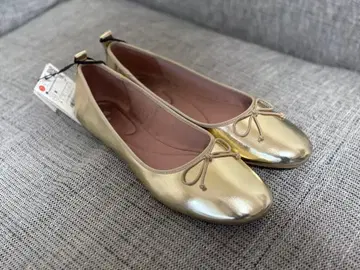 [택 포함 새상품] ZARA 리본 포함 발레리나 신발 38