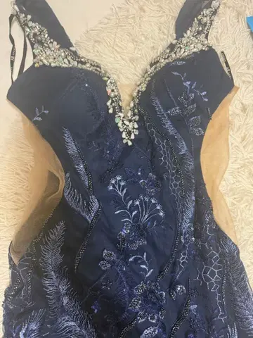 네이비 비즈 자수 새틴 드레스 엔젤알