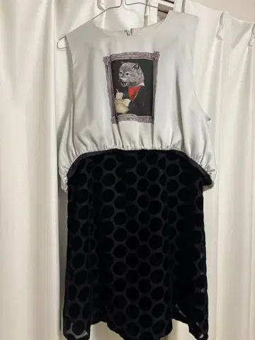 보슈플루메트 늑대 원피스