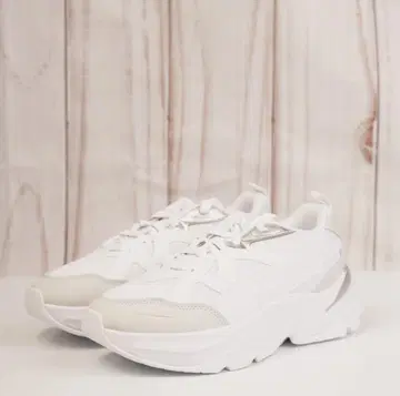 택 포함 미사용품 PUMA W SOPHYR METALLIC 24.5cm