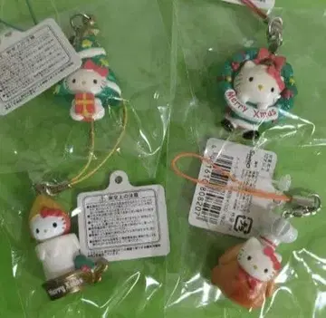 새상품 헬로키티 크리스마스 스트랩 전 4종 편의점 한정판 판매 2007년