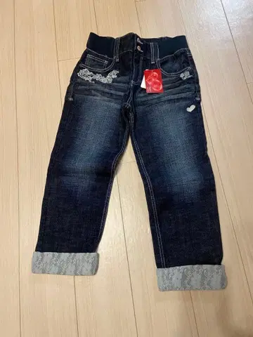 귀여운 밑단 레이스 & 꽃무늬 자수 청바지