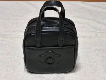 마리콴트 파우치 블랙