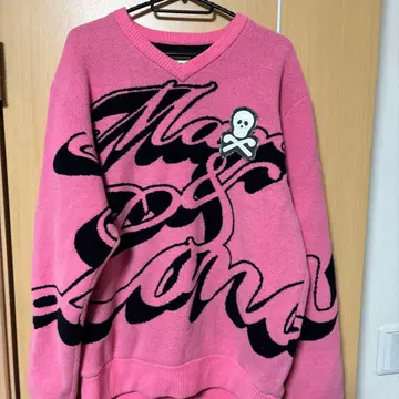 [ 시착만 한 상품 ] 마크앤로나 방한 니트 L 사이즈