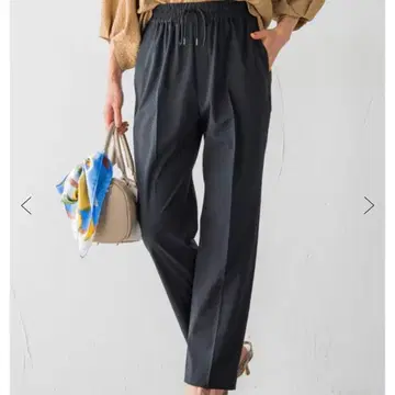 새상품 LAUTREAMONT 로트레아몽 Active Beauty 팬츠