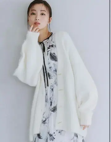 셀포드 헤어리 미디 기장 가디건