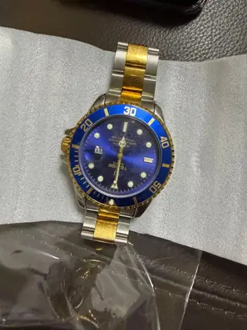다이버 워치 파란색 금 도금