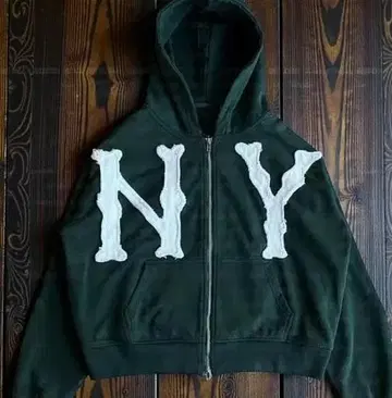 다크 그린 NY 로고 후드티