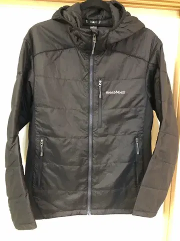 몽벨 써마 랩 후드티 M 사이즈 블랙 새상품급! 라이트 다운