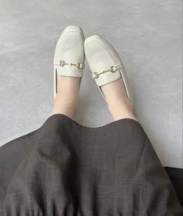 ORiental TRaffia 스퀘어토 비트 모티브 로퍼