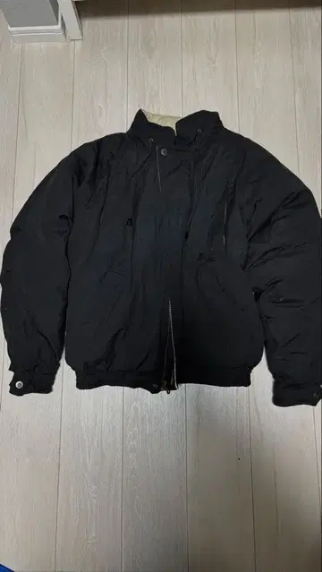 스트라토자켓 XL 블랙 다운 자켓 두툼한 쇼트 기장