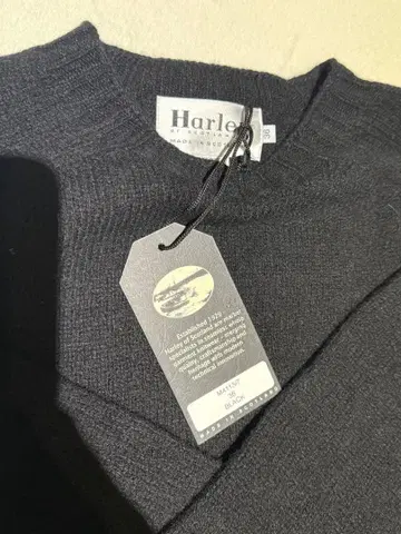 미사용 새상품 할리 오브 스코틀랜드 울 스웨터