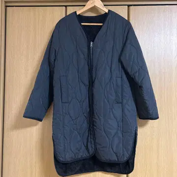 블랙 퀼팅 리버서블 롱 자켓