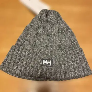 HENRY HANSEN 그레이 니트 모자 케이블 짜임