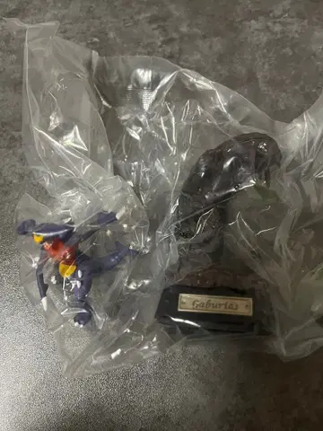 포켓몬 POCKET STATUE - 드래곤 타입 가브리엘 드라파르트