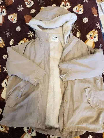 ikka 베이지 모즈 코트 L 사이즈