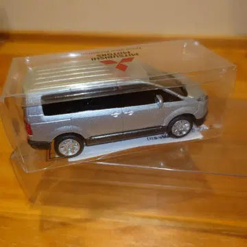 미쓰비시 델리카 실버 미니카 1/64