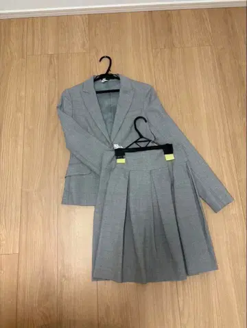 theory 그레이 체크 스커트 셋업