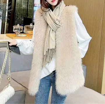 베이지 퍼 롱 베스트