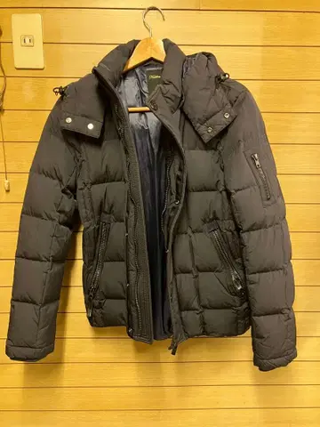 나노 유니버스 니시카와 다운 자켓