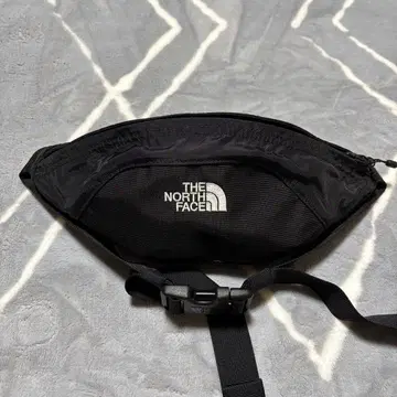 THE NORTH FACE 바디백 블랙